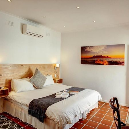 Albourne Guesthouse Сомерсет-Уэст Экстерьер фото