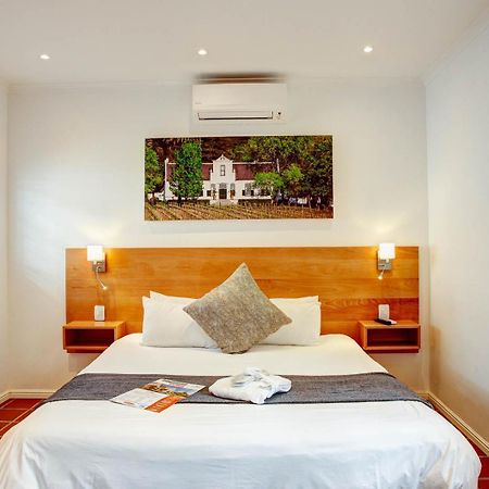 Albourne Guesthouse Сомерсет-Уэст Экстерьер фото