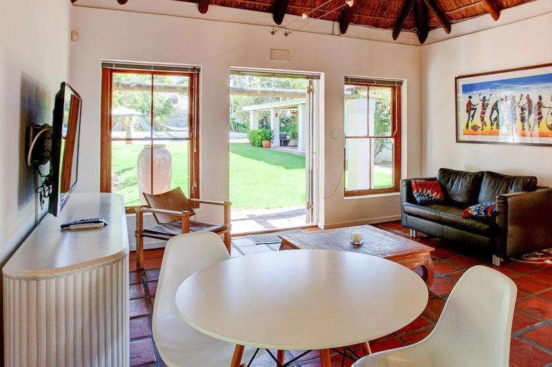 Albourne Guesthouse Сомерсет-Уэст Экстерьер фото